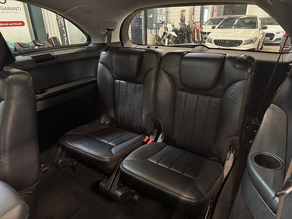 Mercedes-Benz R350 12 of 22