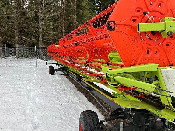 CLAAS VARIO 1380 4 of 5