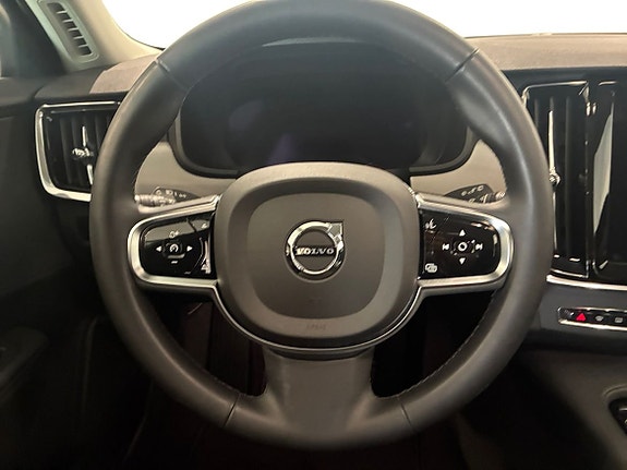 Volvo V90 11 of 16