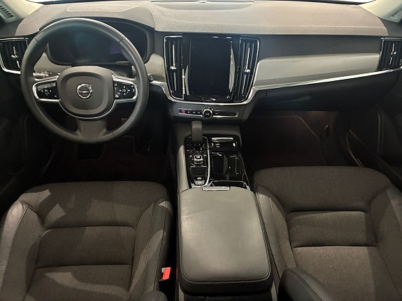 Volvo V90 6 of 16