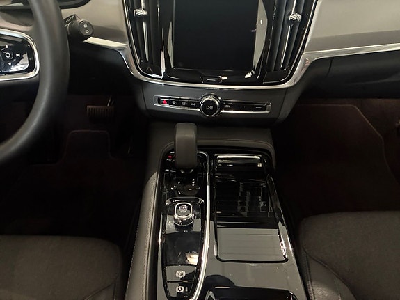 Volvo V90 13 of 16
