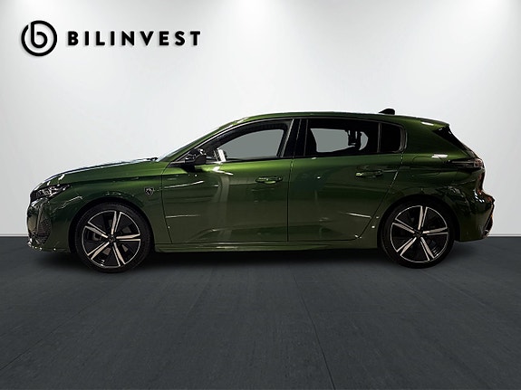 Peugeot 308 2 of 5