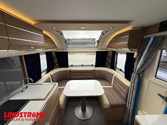 Adria ADORA 572UT Långbäddar RÄNTA 4,95% 2 of 26