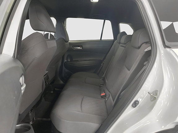 Toyota Corolla Cross 7 of 12