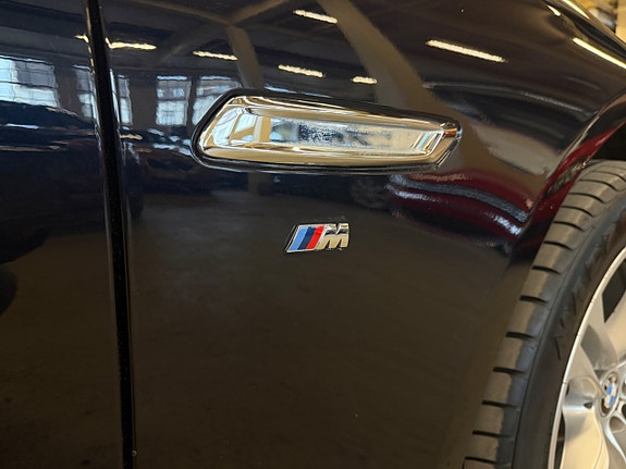 BMW 520d 3 of 5