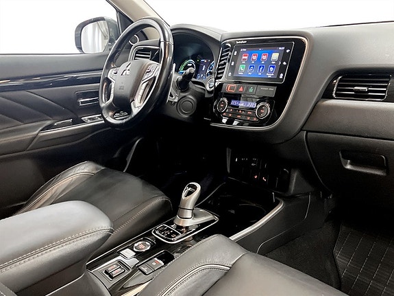 Mitsubishi Outlander 11 of 16