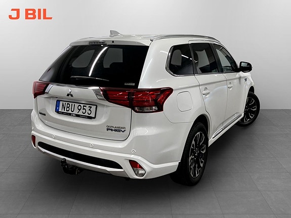 Mitsubishi Outlander 3 of 16