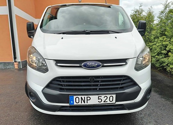 Ford Transit Custom 3 of 5