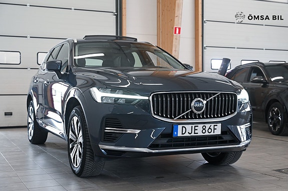 Volvo XC60 3 of 5