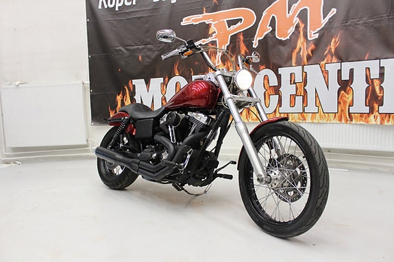 Harley-Davidson Wide Glide FXDWG 2 of 10