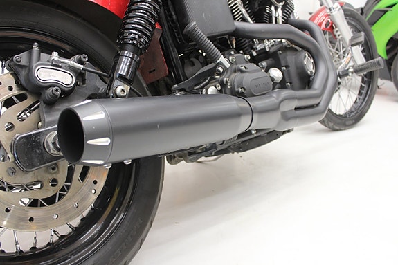 Harley-Davidson Wide Glide FXDWG 7 of 10