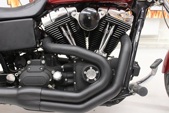 Harley-Davidson Wide Glide FXDWG 6 of 10