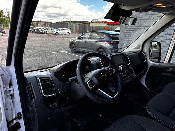 Opel Movano 12 of 13