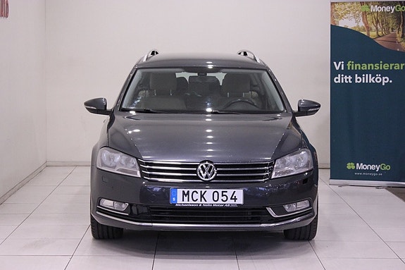 Volkswagen Passat 3 of 5