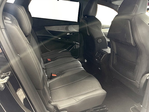 Peugeot 5008 13 of 16