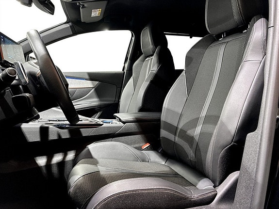 Peugeot 5008 5 of 5