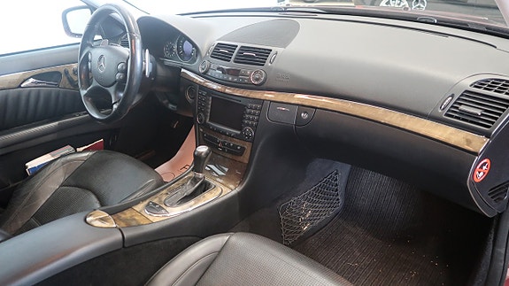 Mercedes-Benz E63 11 of 20