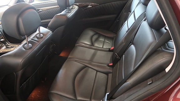 Mercedes-Benz E63 18 of 20