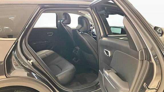 Kia K4 5 of 5