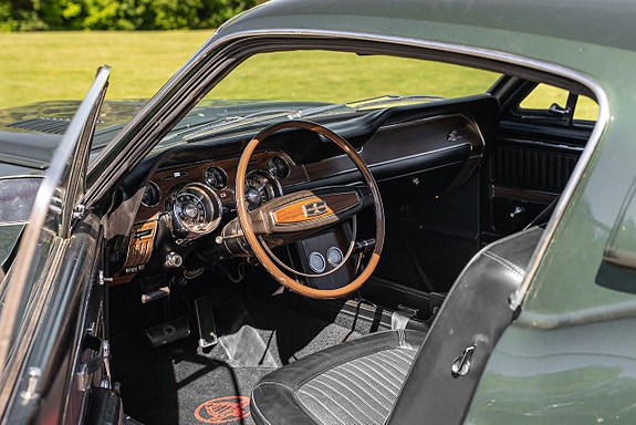 Shelby Mustang 9 of 25