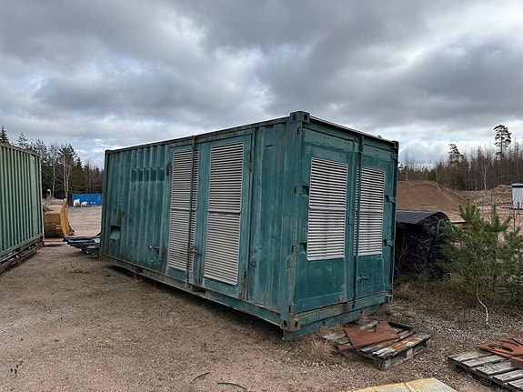 Elverk/Generator/ Power Plant CAT 700