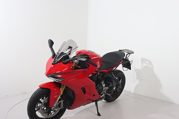 Ducati Supersport S 4 of 6