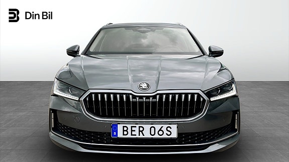 Skoda Superb 4 of 5