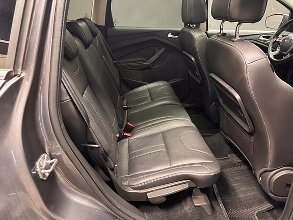Ford Kuga 7 of 10