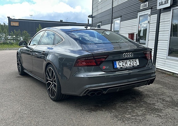 Audi S7 2 of 5