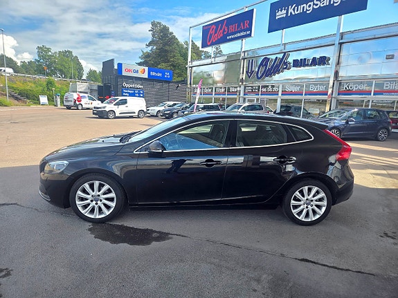 Volvo V40 3 of 5