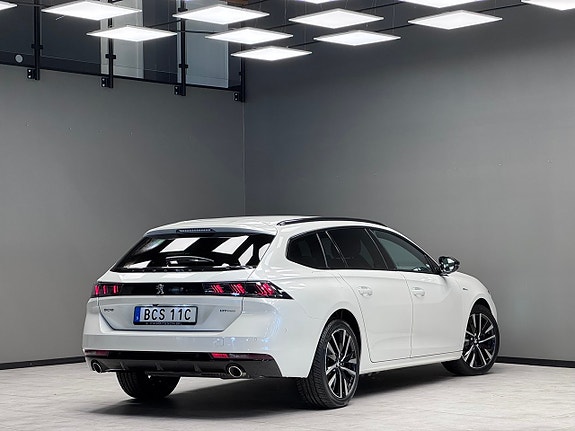 Peugeot 508 2 of 5