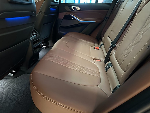 BMW X5 3 of 5