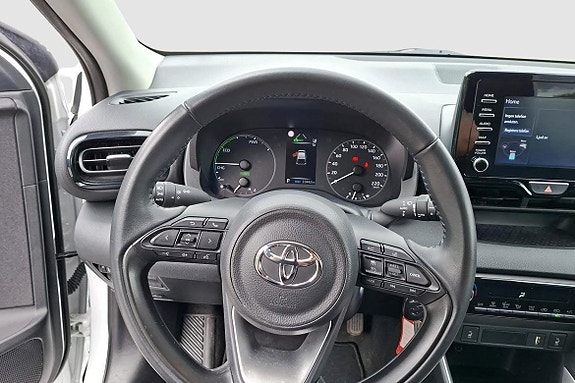 Toyota Yaris 12 of 14