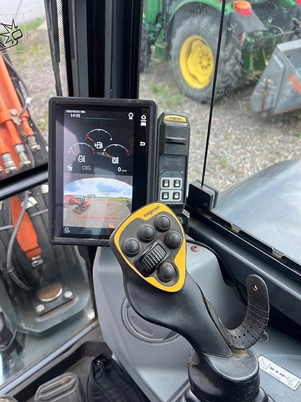 Doosan DX 50 Z-7 6 of 8