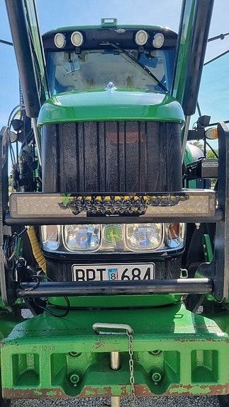John Deere 7530 10 of 17