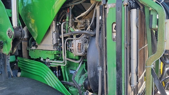 John Deere 7530 17 of 17