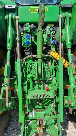 John Deere 7530 14 of 17