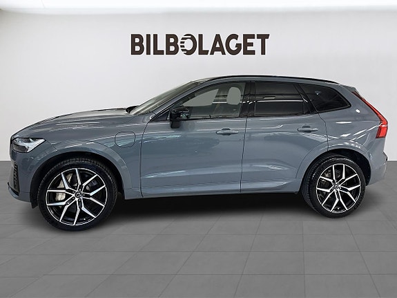 Volvo XC60 2 of 5