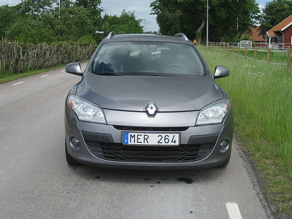 Renault Megane III 7 of 14