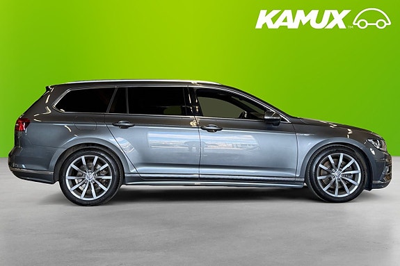 Volkswagen Passat 2 of 5