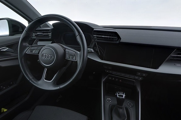 Audi A3 8 of 13