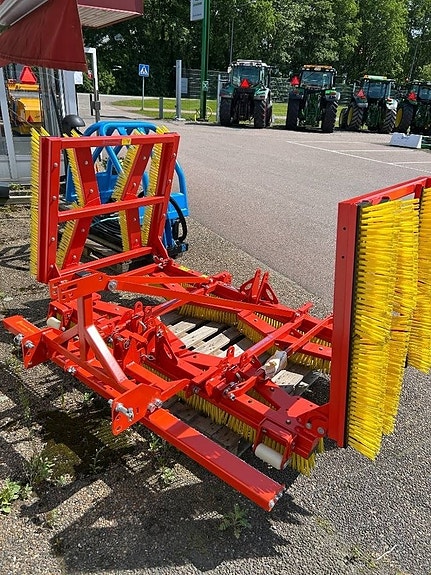 Wiedenmann Terra brush