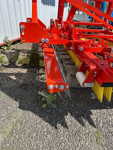Wiedenmann Terra Brush 5 of 5