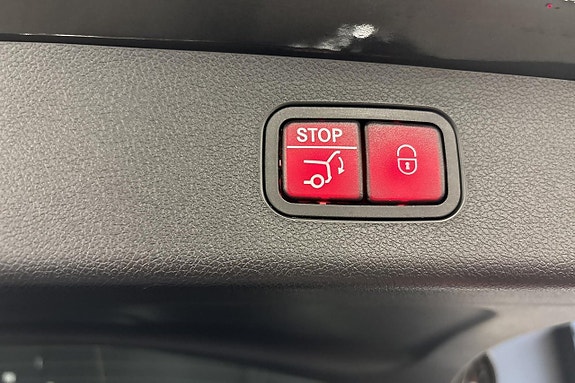 Mercedes-Benz E300 17 of 20