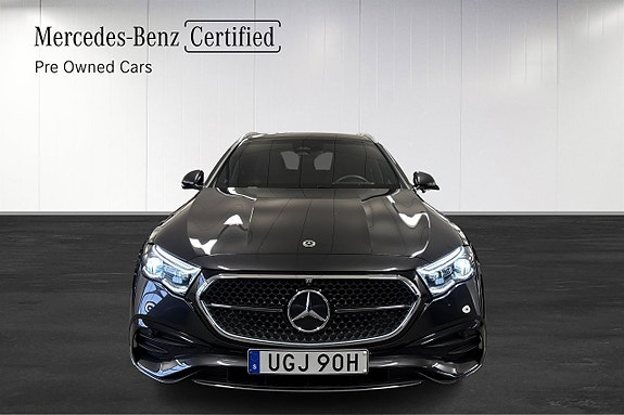 Mercedes-Benz E300 6 of 20
