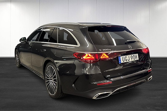 Mercedes-Benz E300 3 of 20