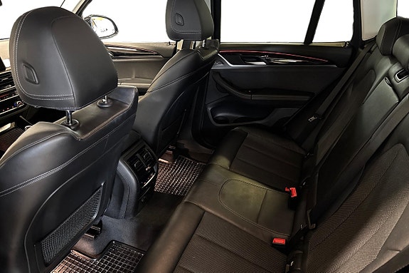 BMW X3 20 of 27