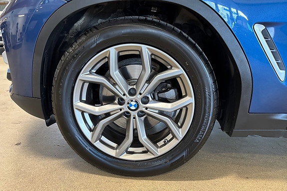 BMW X3 5 of 27