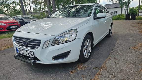 Volvo V60 7 of 9