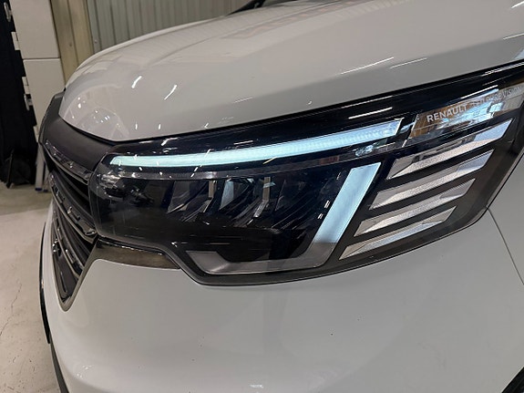 Renault Trafic 8 of 18